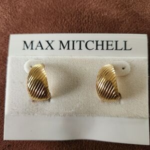 MAX MITCHELL GOLD TONE RIBBED PIERCED EARRINGS